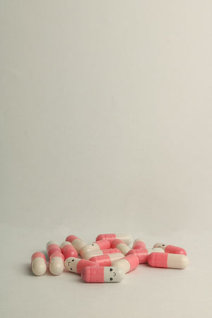 Understanding the Key Differences Between Dietary Supplements and Prescription Drugs