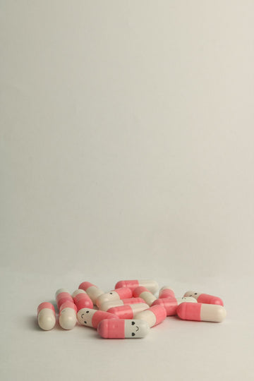 Understanding the Key Differences Between Dietary Supplements and Prescription Drugs